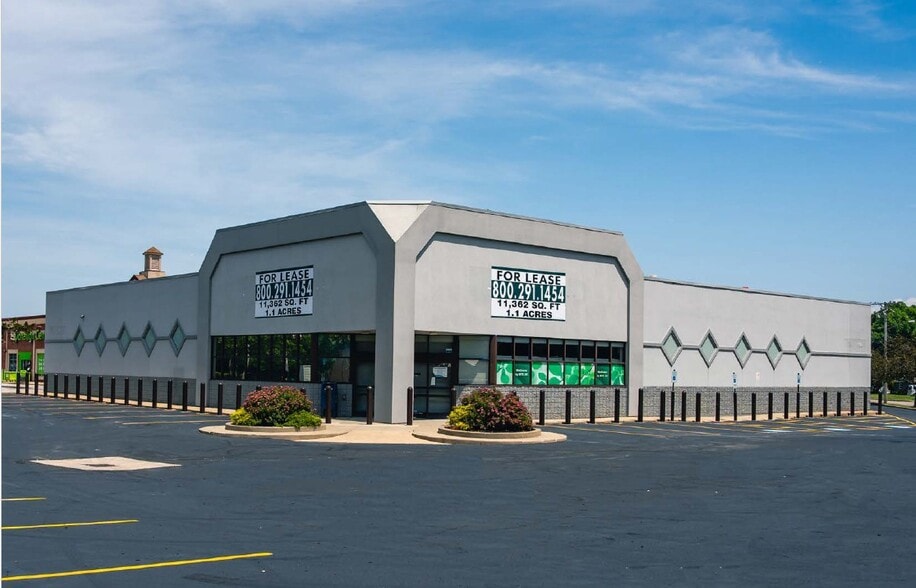 30500 Lake Shore Blvd, Willowick, OH for lease - Building Photo - Image 2 of 2