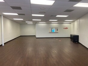 17503-17587 Imperial Valley Dr, Houston, TX for lease Building Photo- Image 1 of 5