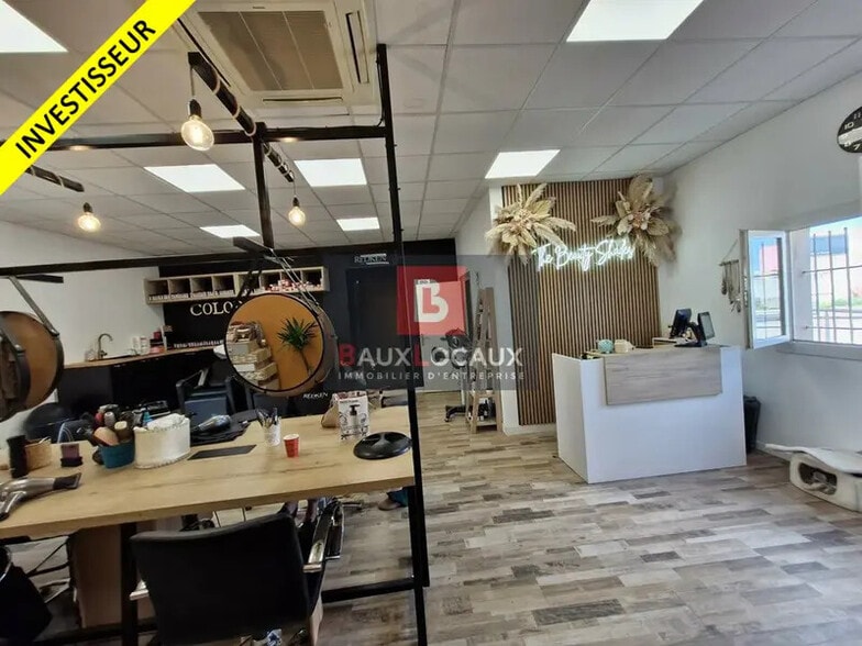 Bureau dans Marignane à vendre - Photo intérieure - Image 2 de 12