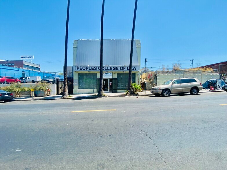 660 S Bonnie Brae St, Los Angeles, CA à vendre - Photo du bâtiment - Image 2 de 35