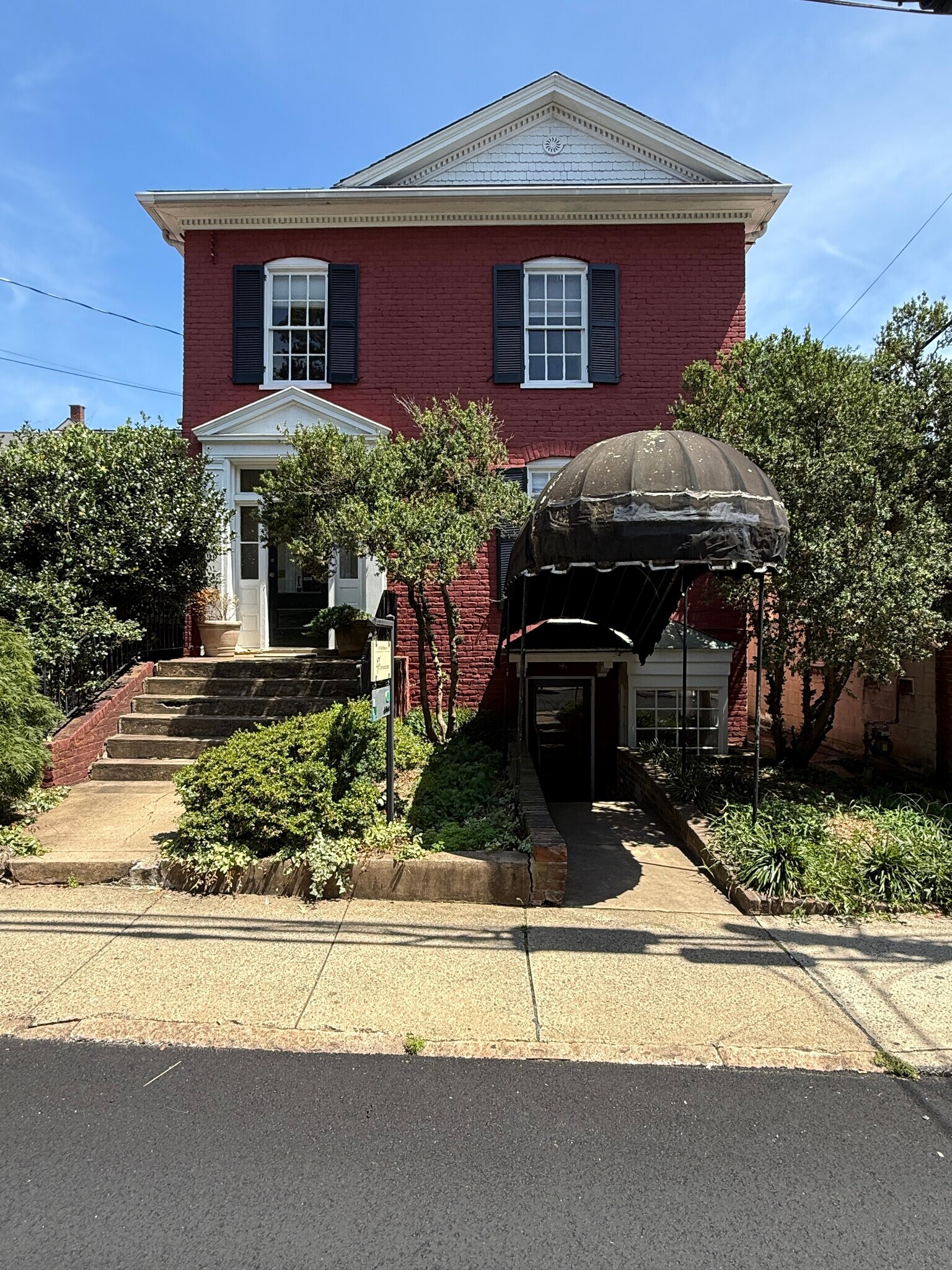 216 3rd St NE, Charlottesville, VA for lease Primary Photo- Image 1 of 2