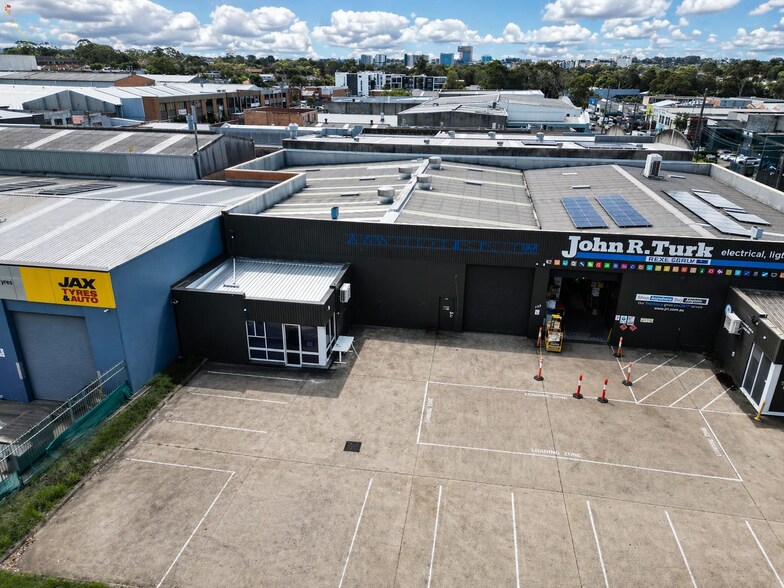139 Canterbury Rd, Bankstown for lease - Primary Photo - Image 1 of 2