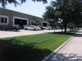 4384-4398 Sunbelt Dr, Addison TX - Warehouse