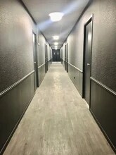 Allée Emile Cohl, Torcy for lease Interior Photo- Image 2 of 4