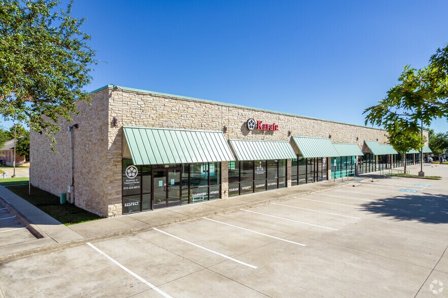 3300 Eldorado Pky, McKinney, TX à louer - Photo du bâtiment - Image 2 de 4