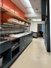 727 Norristown Rd, Lower Gwynedd, PA for lease Interior Photo- Image 2 of 5