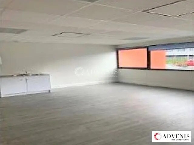 Office in Mérignac for lease - Interior Photo - Image 3 of 7