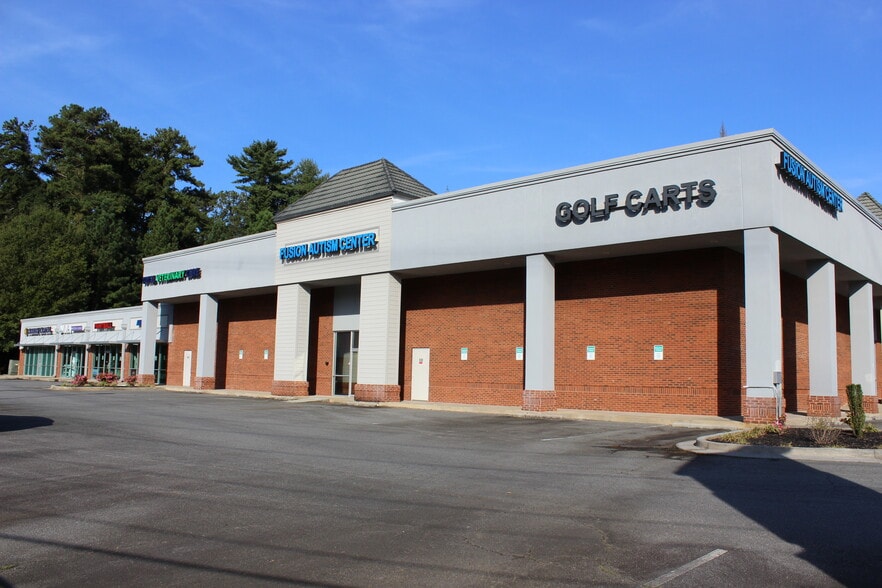 1619 NW COLLINS Rd, Kennesaw, GA à louer - Photo du bâtiment - Image 2 de 6
