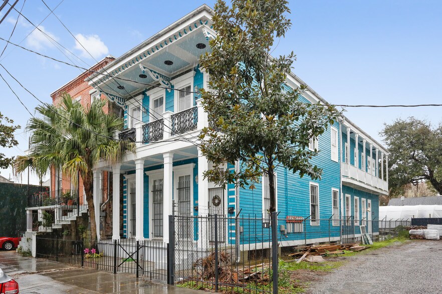 1217 Magazine St, New Orleans, LA for sale - Primary Photo - Image 1 of 6