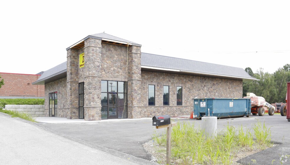 2185 Hulton Rd, Verona, PA à vendre - Photo du bâtiment - Image 2 de 4