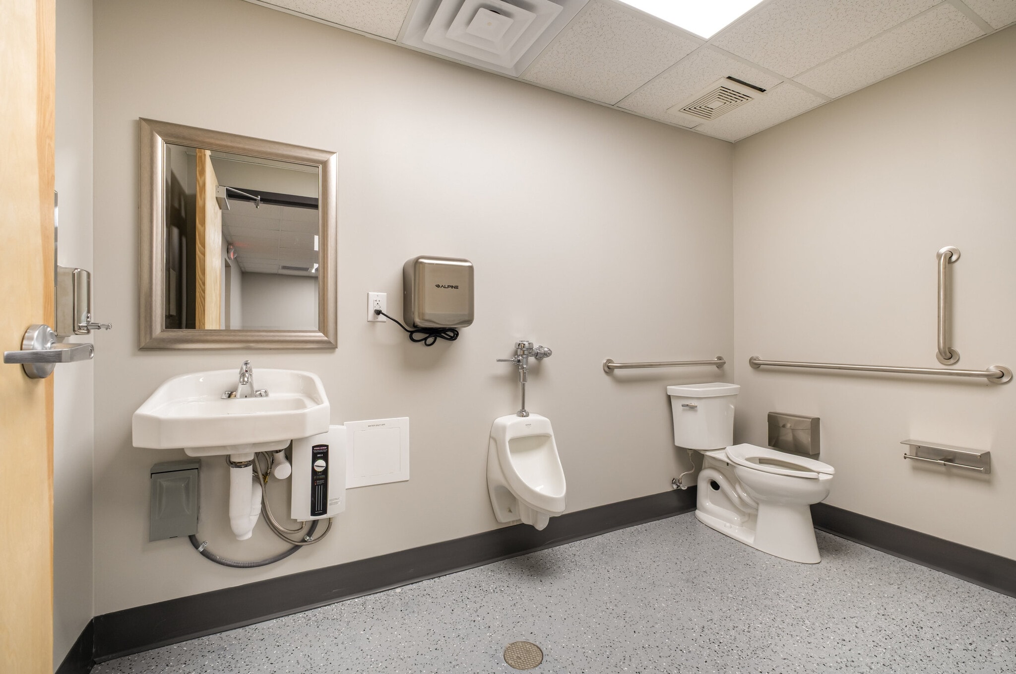 2150 Cherry Rd, Rock Hill, SC for lease Interior Photo- Image 1 of 3