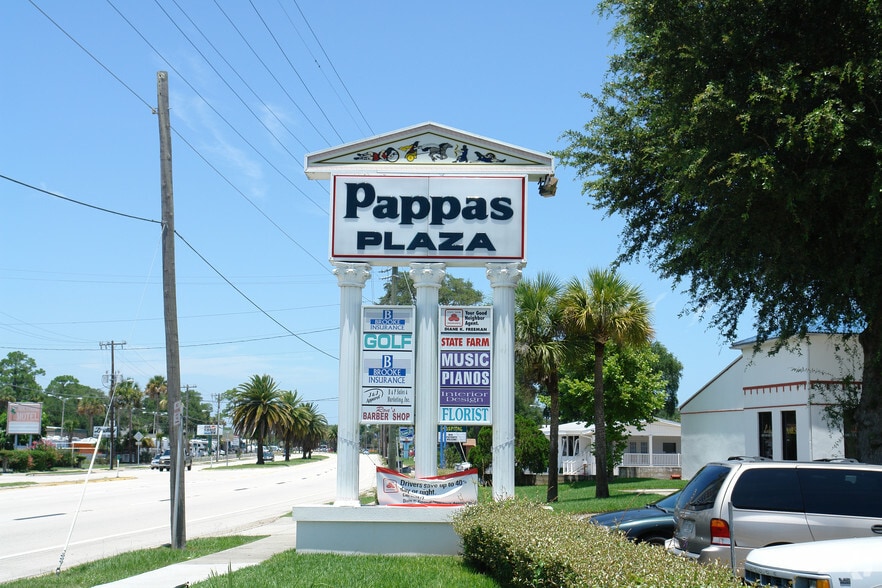 1115-1141 N Dixie Fwy, New Smyrna Beach, FL for lease - Building Photo - Image 3 of 12
