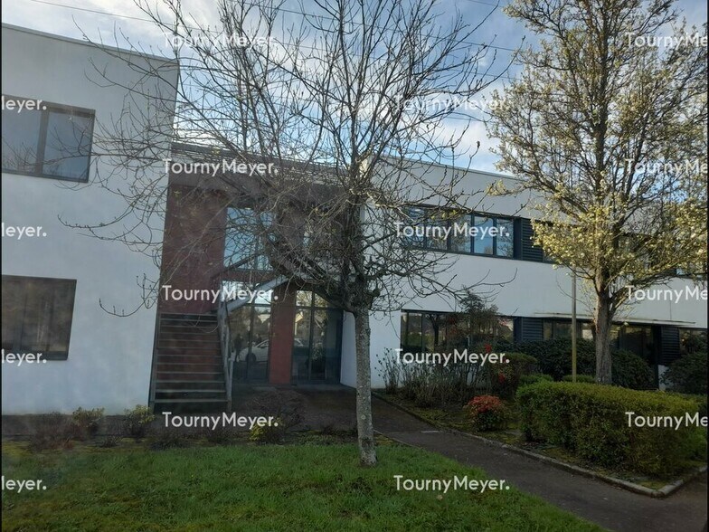 Office in Cesson-Sévigné for lease - Building Photo - Image 2 of 10
