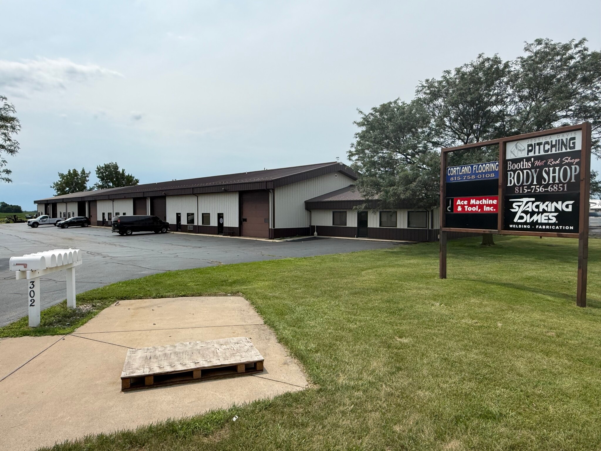 302 W Lincoln Hwy, Cortland, IL for lease Primary Photo- Image 1 of 6