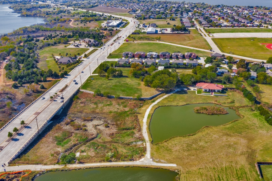 1535 E Eldorado Pky, Little Elm, TX à vendre - Aérien - Image 3 de 22