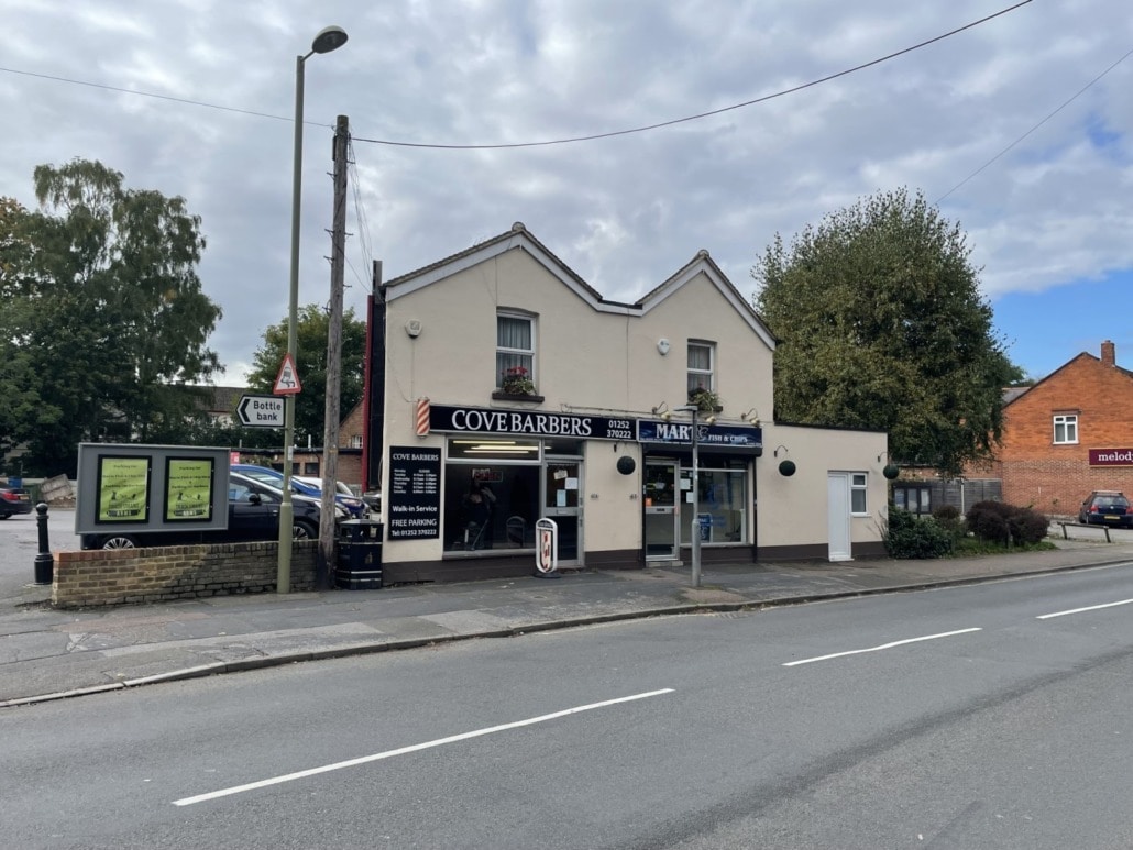 61 Cove Rd, Farnborough for sale Primary Photo- Image 1 of 1