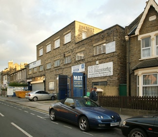 Plus de détails pour 56-60 Grove Rd, Londres - Industriel à vendre