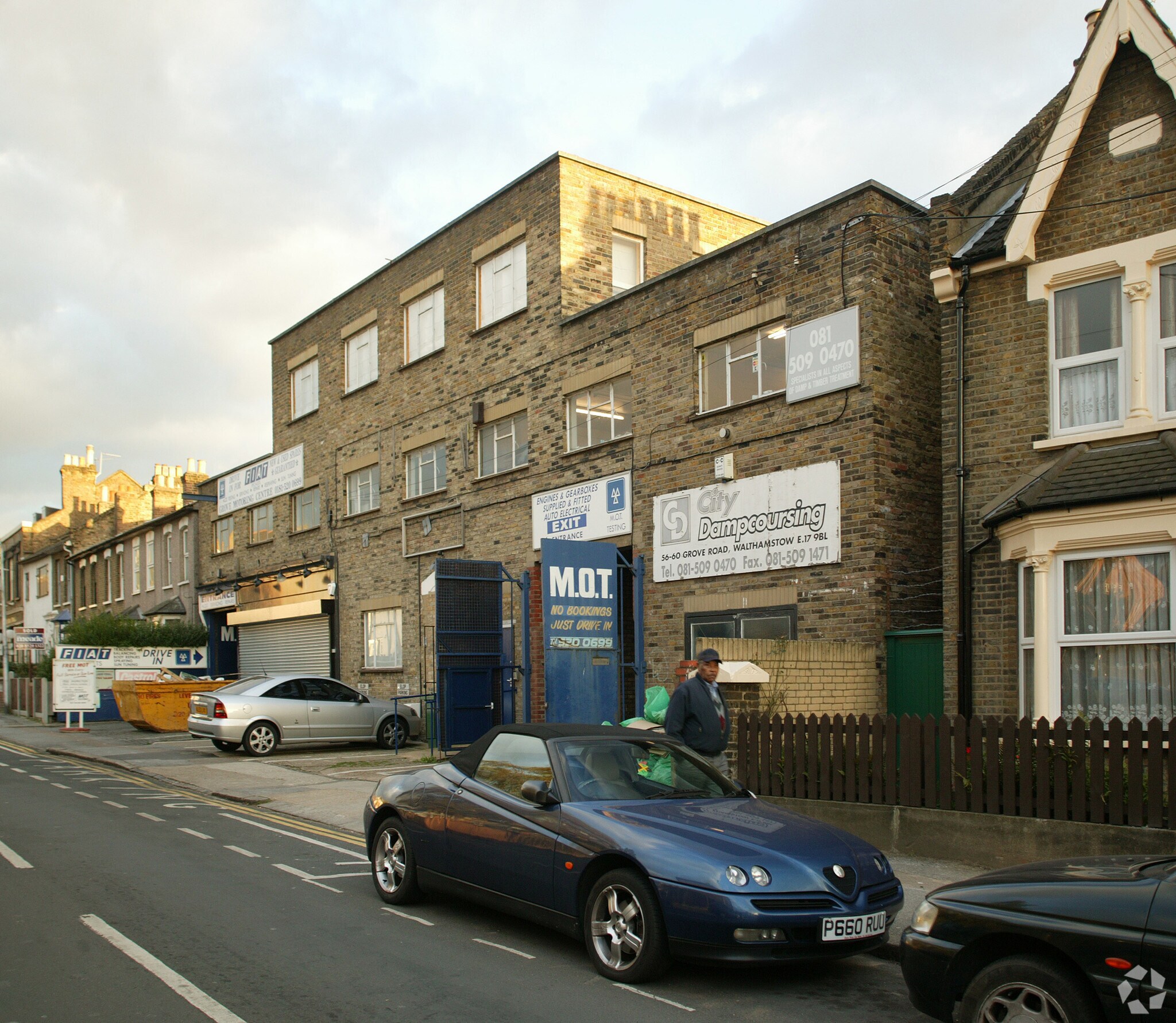 56-60 Grove Rd, Londres à vendre Photo principale- Image 1 de 2