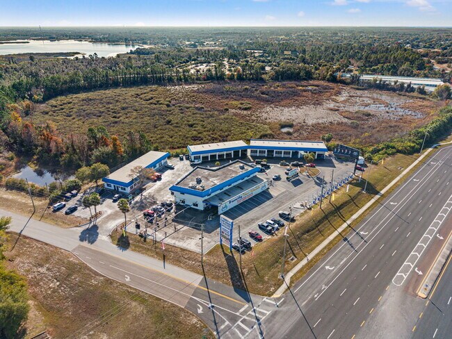 More details for 1108 Commercial Way, Spring Hill, FL - Retail for Sale