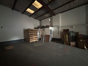 102 College St, Kempston for lease Building Photo- Image 2 of 3