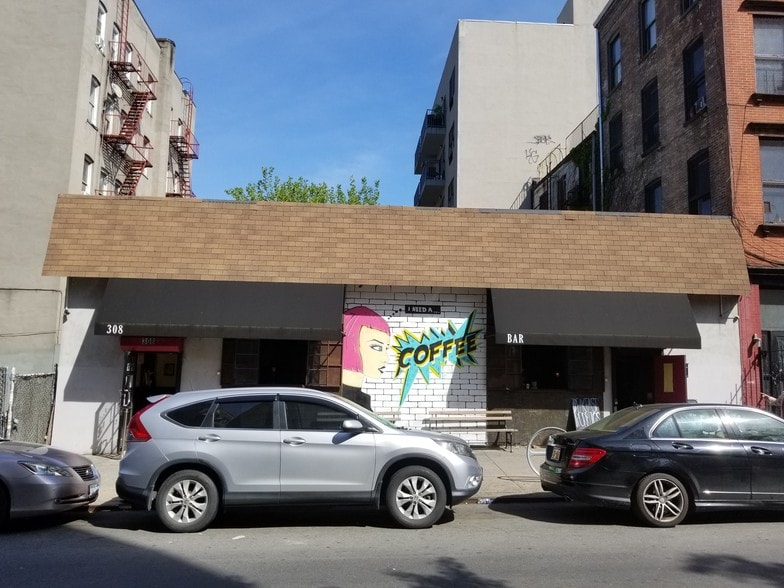403 Broadway, Brooklyn, NY for sale - Building Photo - Image 3 of 11