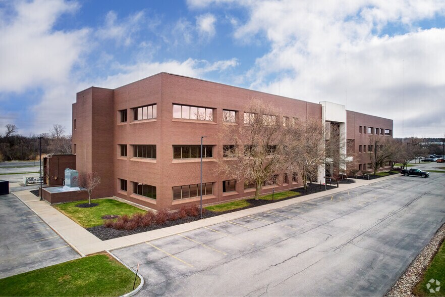 300 Canal View Blvd, Rochester, NY à louer - Photo principale - Image 1 de 14