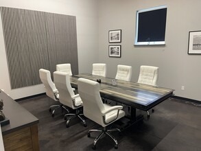 1609 E 4th St, Tulsa, OK for lease Interior Photo- Image 2 of 6