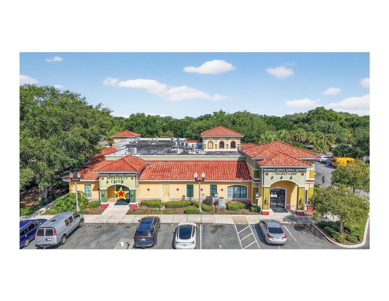 1580 Santa Barbara Blvd, The Villages, FL for lease - Building Photo - Image 1 of 14