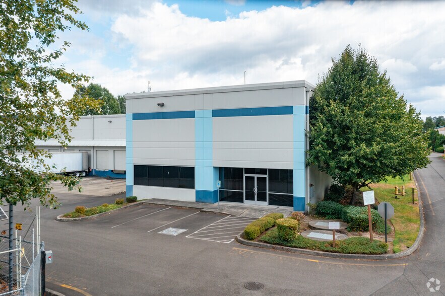 919 N Levee Rd, Puyallup, WA à louer - Photo du bâtiment - Image 2 de 5