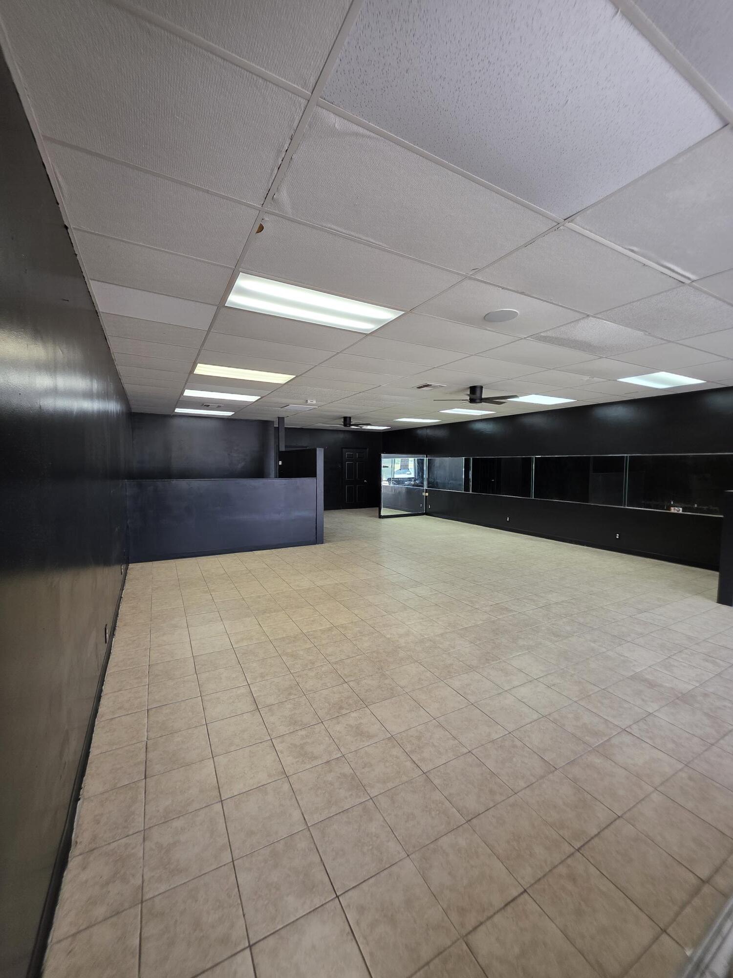 7227 Antoine, Houston, TX à louer Photo intérieure- Image 1 de 18