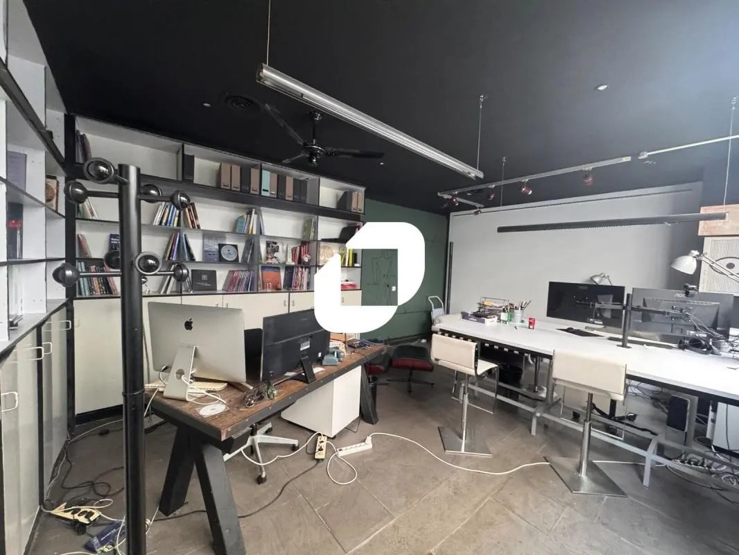 16 Rue Claude Tillier, Paris for lease Interior Photo- Image 1 of 5