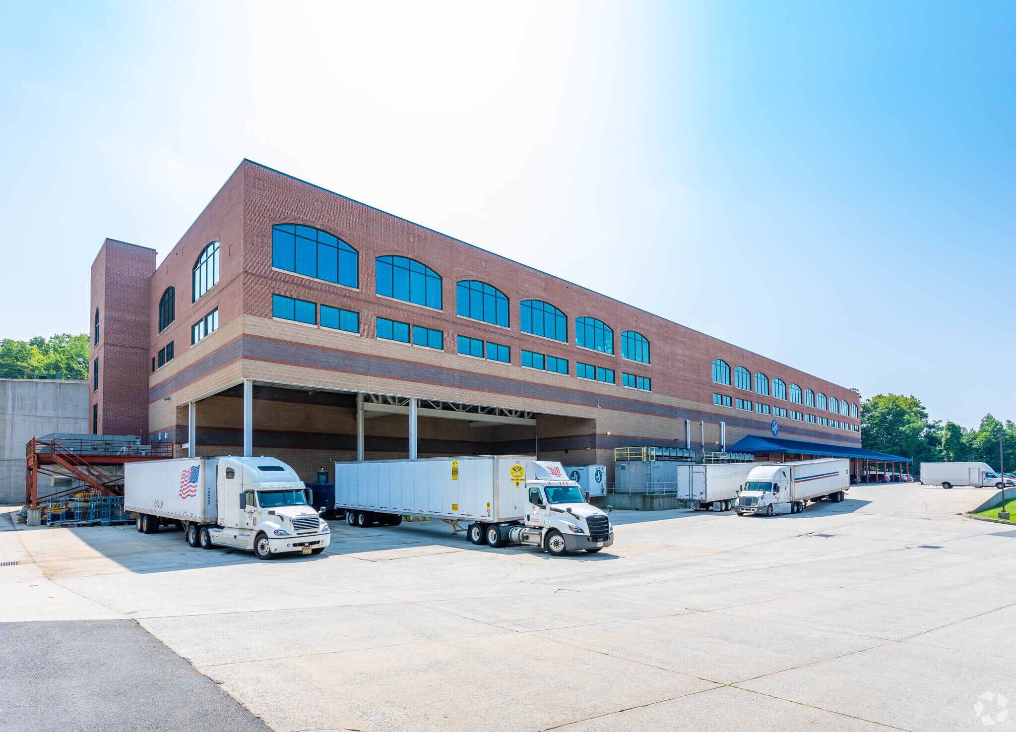 100 Corporate Dr, Blauvelt, NY à louer Photo du bâtiment- Image 1 de 7