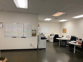 2518 Boeing Way, Stockton, CA for lease Interior Photo- Image 2 of 13