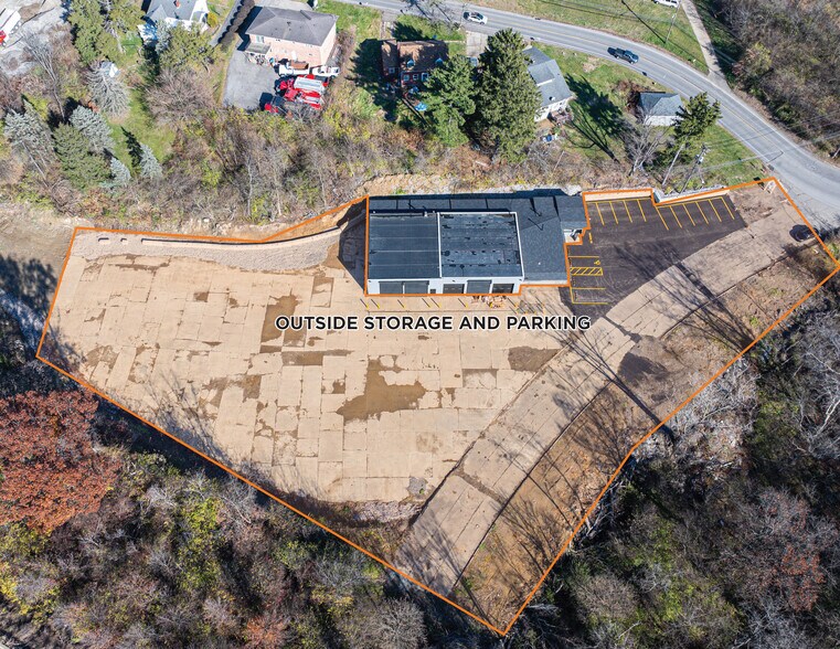 5000 Steubenville Pike, McKees Rocks, PA à louer - Photo du bâtiment - Image 2 de 16