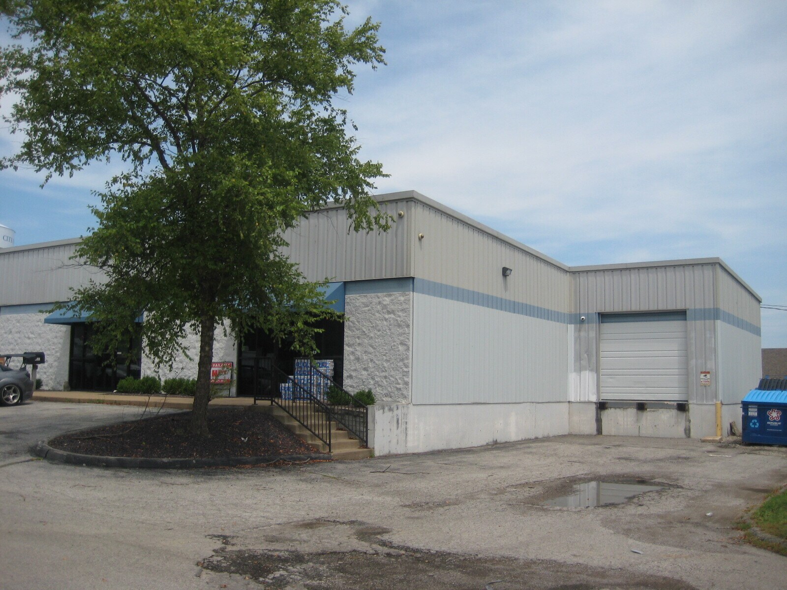 1831 Scherer Pky, Saint Charles, MO for lease Primary Photo- Image 1 of 7