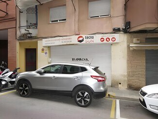 Plus de détails pour Multi-résidentiel à vendre