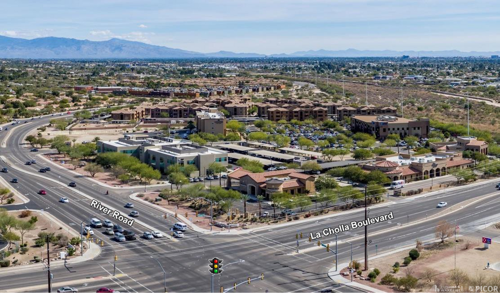 2015 W River Rd, Tucson, AZ à louer - Photo du bâtiment - Image 2 de 2