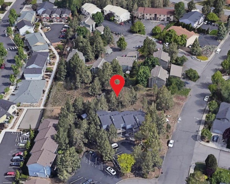 2101 Holliday ave, Bend, OR for sale - Building Photo - Image 2 of 4