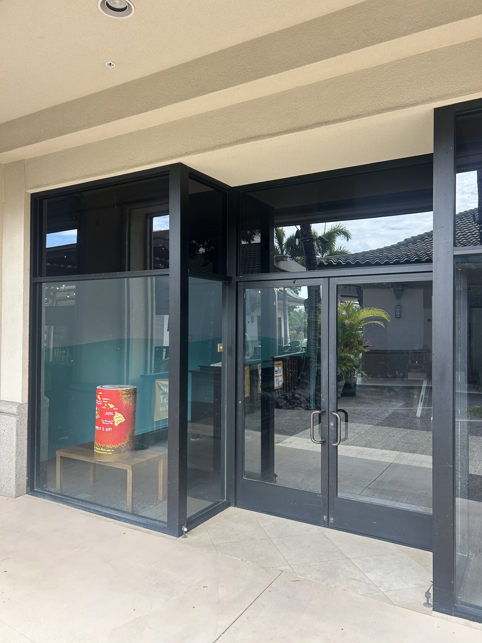 68-1330 Mauna Lani Dr, Kamuela, HI for lease Interior Photo- Image 1 of 3