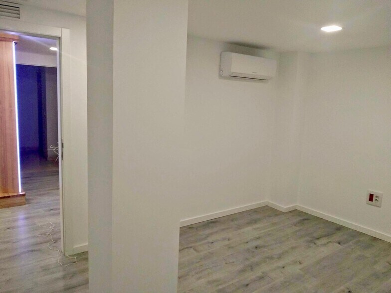 Commerce de détail dans Algemesí à vendre - Photo du bâtiment - Image 3 de 10