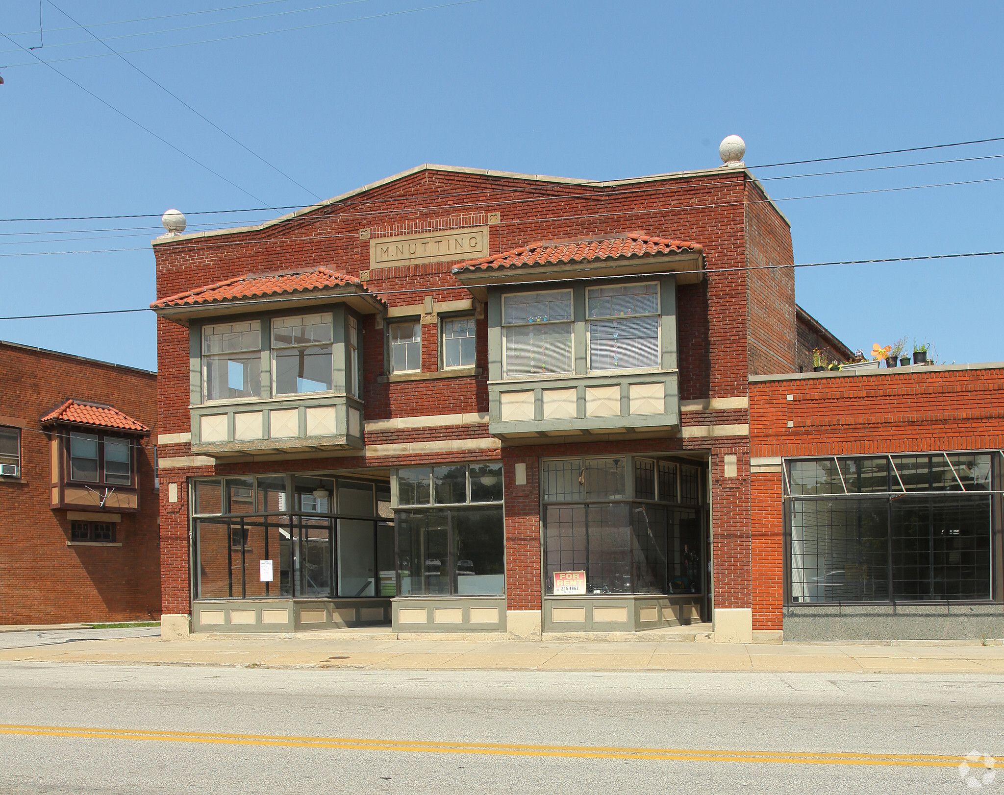 9640 Lorain Ave, Cleveland, OH à vendre Photo principale- Image 1 de 1