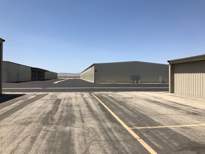 4725 William J. Barnes Ave, Lancaster, CA for lease - Building Photo - Image 3 of 5