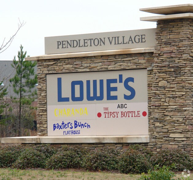 1640 Highway 160 W, Fort Mill, SC à louer - Photo du bâtiment - Image 3 de 4