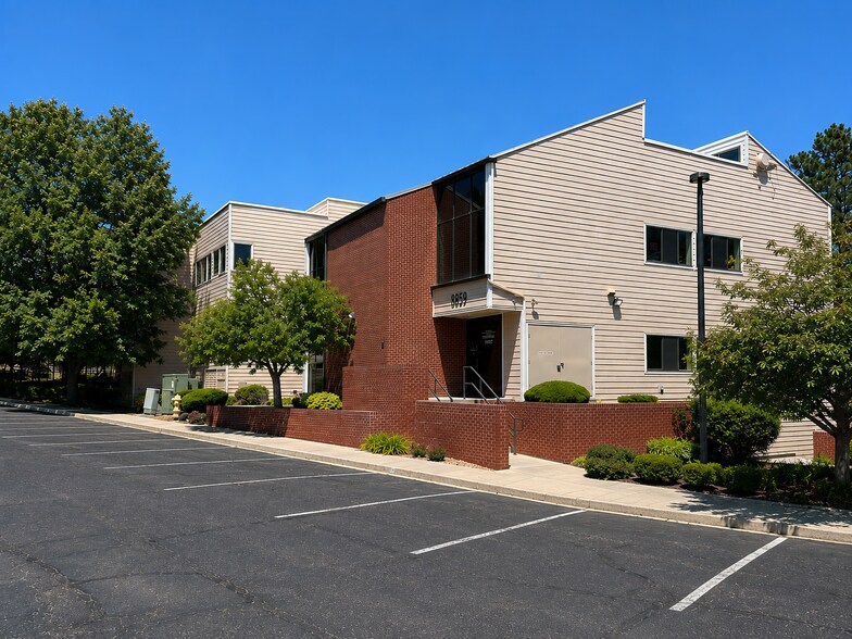 8853-8859 Fox Dr, Thornton, CO à vendre - Photo du bâtiment - Image 3 de 6