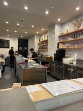 523 W 6th St, Los Angeles, CA for lease Interior Photo- Image 1 of 3