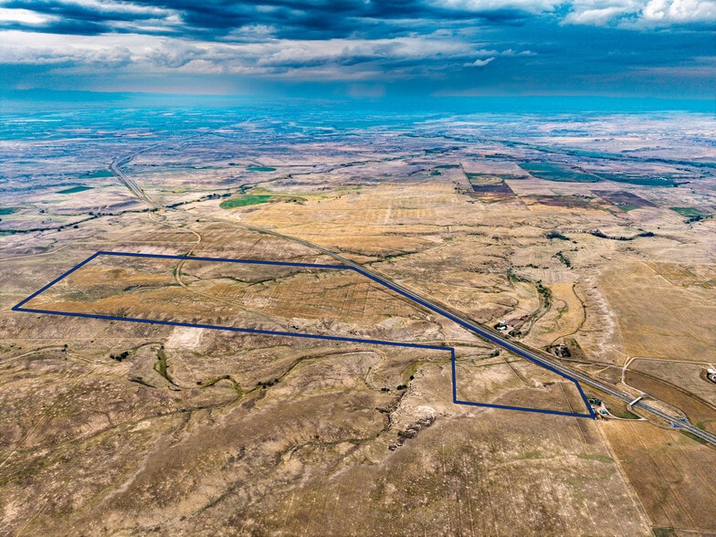 1 W Hunton Creek Rd, Wheatland, WY à vendre - Photo du bâtiment - Image 3 de 37