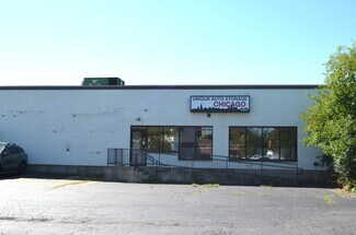 Plus de détails pour 3545-3575 Grand Ave, Gurnee, IL - Commerce de détail à louer