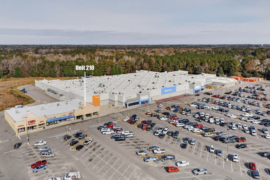 300-326 Columbus Corners Dr, Whiteville, NC for lease - Aerial - Image 3 of 29