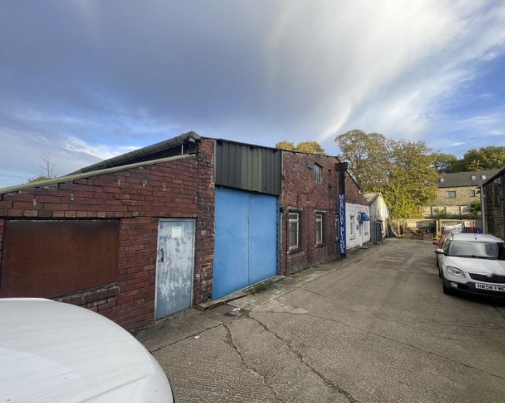 Wakefield Road, Scissett for sale - Building Photo - Image 3 of 3