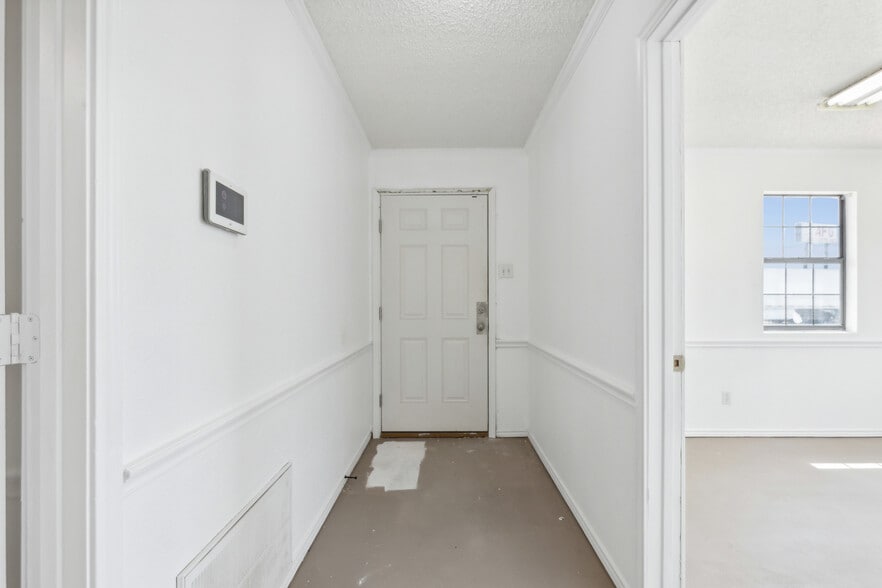 113 Coad St, Fort Worth, TX à louer - Photo intérieure - Image 2 de 18